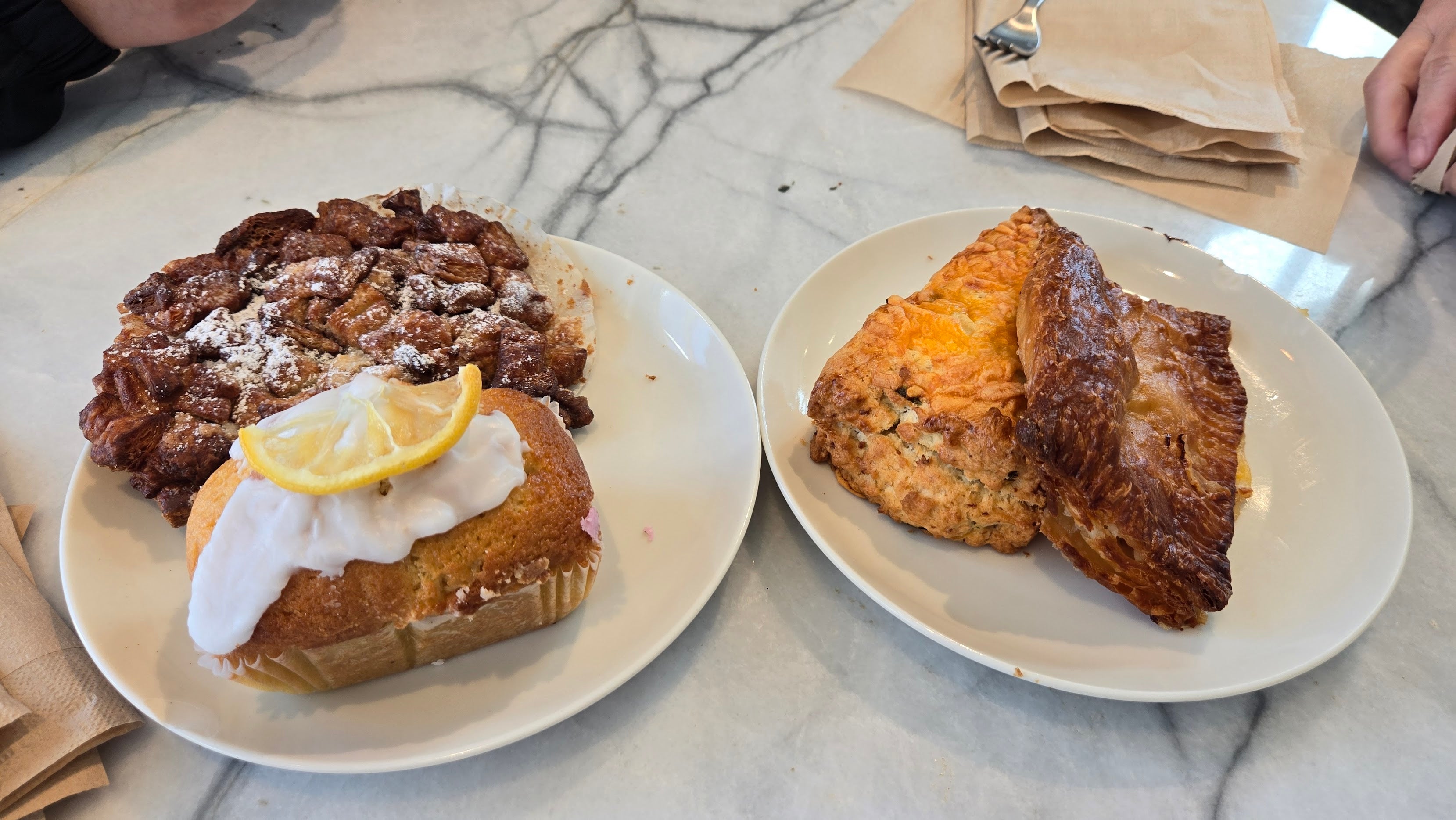 A great spot for coffee and tasty pastries, with well-made drinks like the Tiramisu Latte and Cappuccino. The Danishes and pastries had a rich buttery flavor. The chill, natural vibes and excellent service made for a very good overall experience. Looking forward to returning to try more menu items!