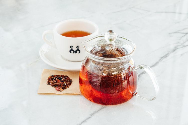 Rooibos Tea blends at C Market Coffee offer a range of flavors including Flower Bouquet, Cinna and Rooibos, Lemon Rooibos, and Almond Biscotti, each crafted to provide health benefits like antioxidant support, anti-inflammatory properties, and digestive health. The blends come in 50g packs, perfect for tea lovers seeking wellness and a unique tea experience.