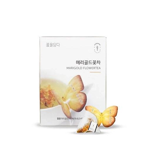 The Marigold Butterfly Teabag by KKOKDAM features a whimsical butterfly-shaped holder, making it a charming addition to any tea-drinking experience. This handcrafted tea is made with Marigold, a flower that blooms in warm temperatures from May to October. Known for its sweet scent and taste, Marigold tea is visually appealing with its yellow and orange hues. It’s caffeine-free and additive-free, offering a pure, natural flavor. Made in Korea, this tea is perfect for those seeking a gentle, relaxing brew.