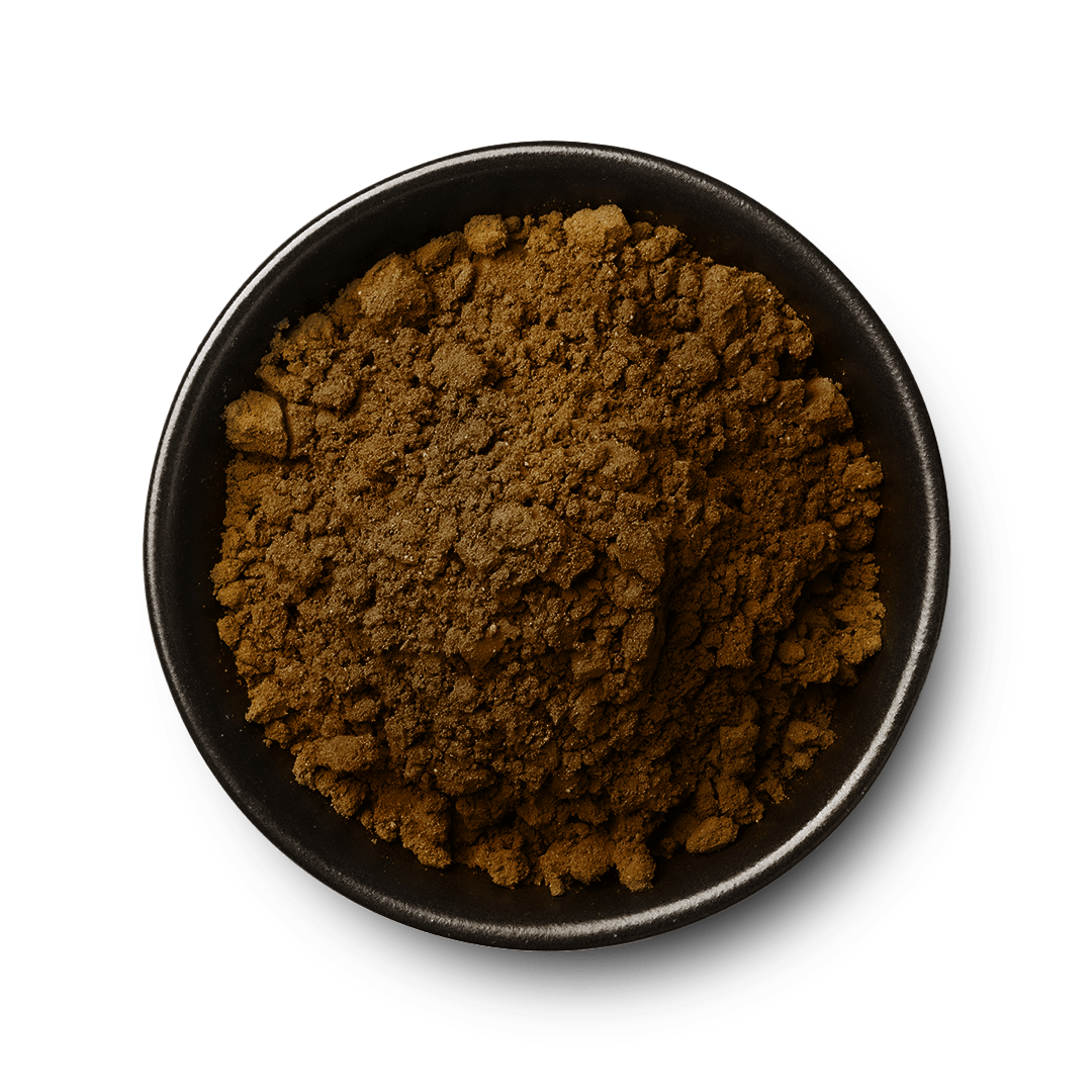 C Market Coffee's Fine Roasted Hojicha Powder (200g) offers a rich, toasty flavor with caramel and cinnamon notes. This versatile product can be mixed with hot water and steamed milk for a smooth drink. Sweeten to taste using maple syrup or honey for an added touch of flavor. The medium to high caffeine content ensures an energizing experience, making it perfect for those who enjoy a more robust tea alternative.